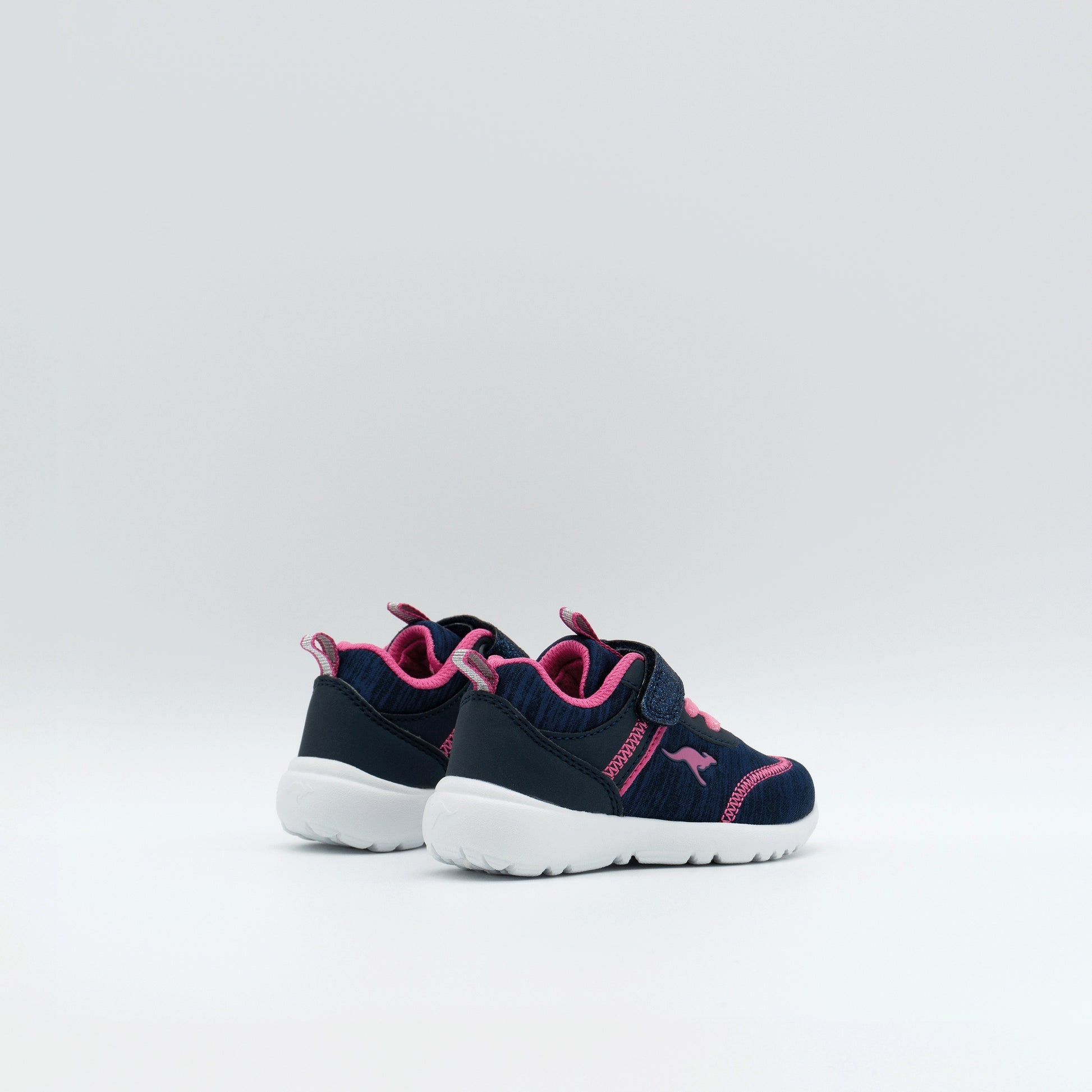 #color_dk-navy-fandango-pink