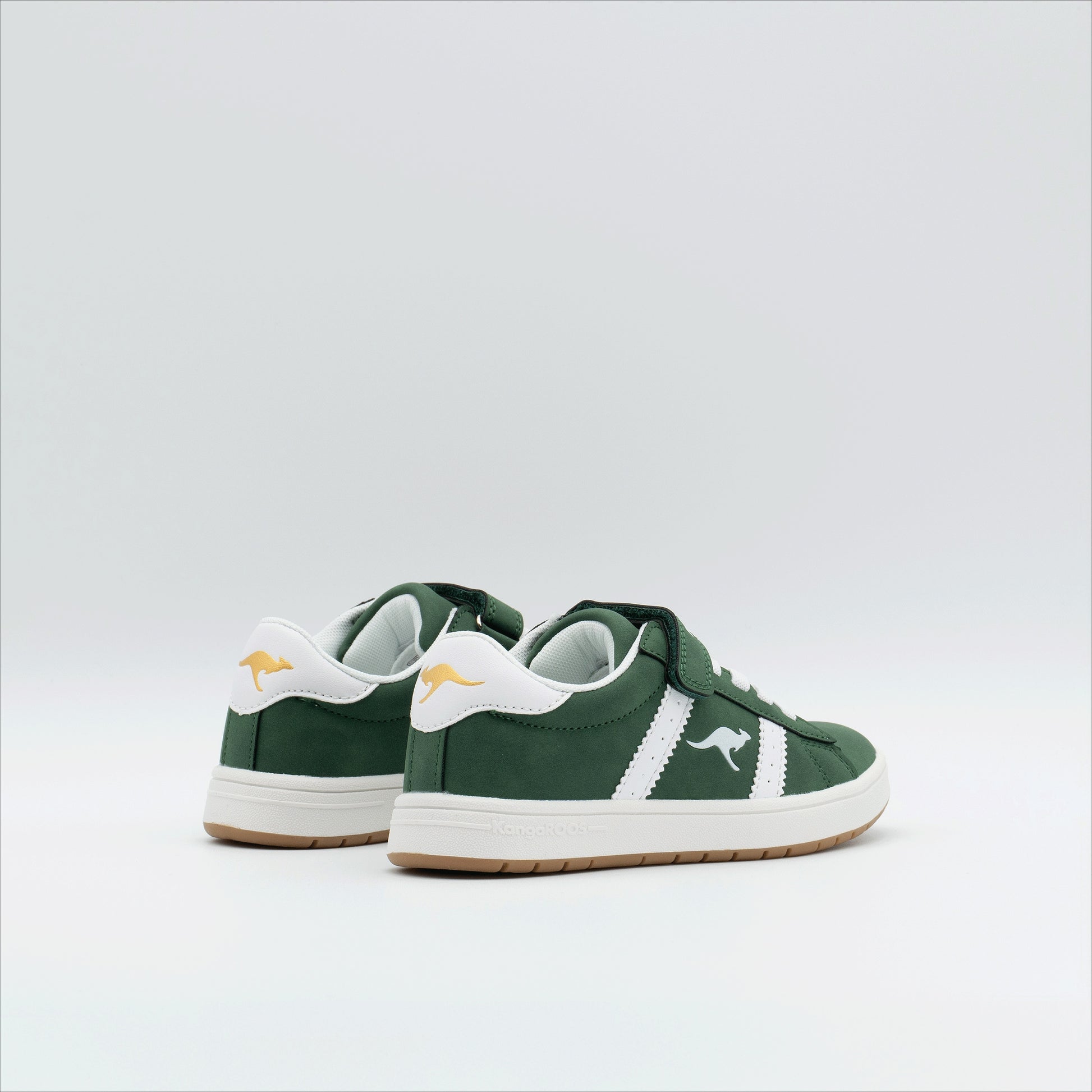#color_deep-emeraldt-white