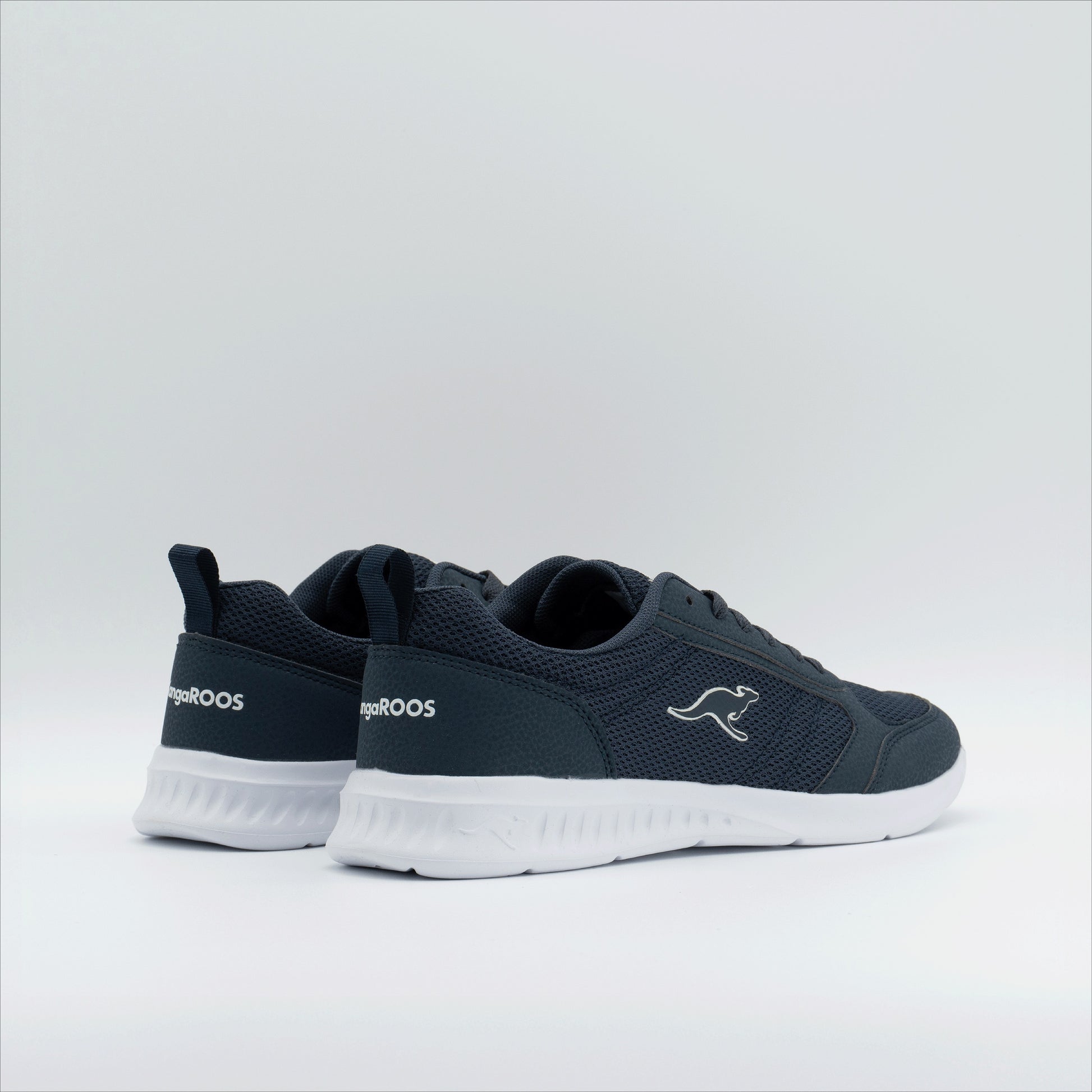 #color_dk-navy-white
