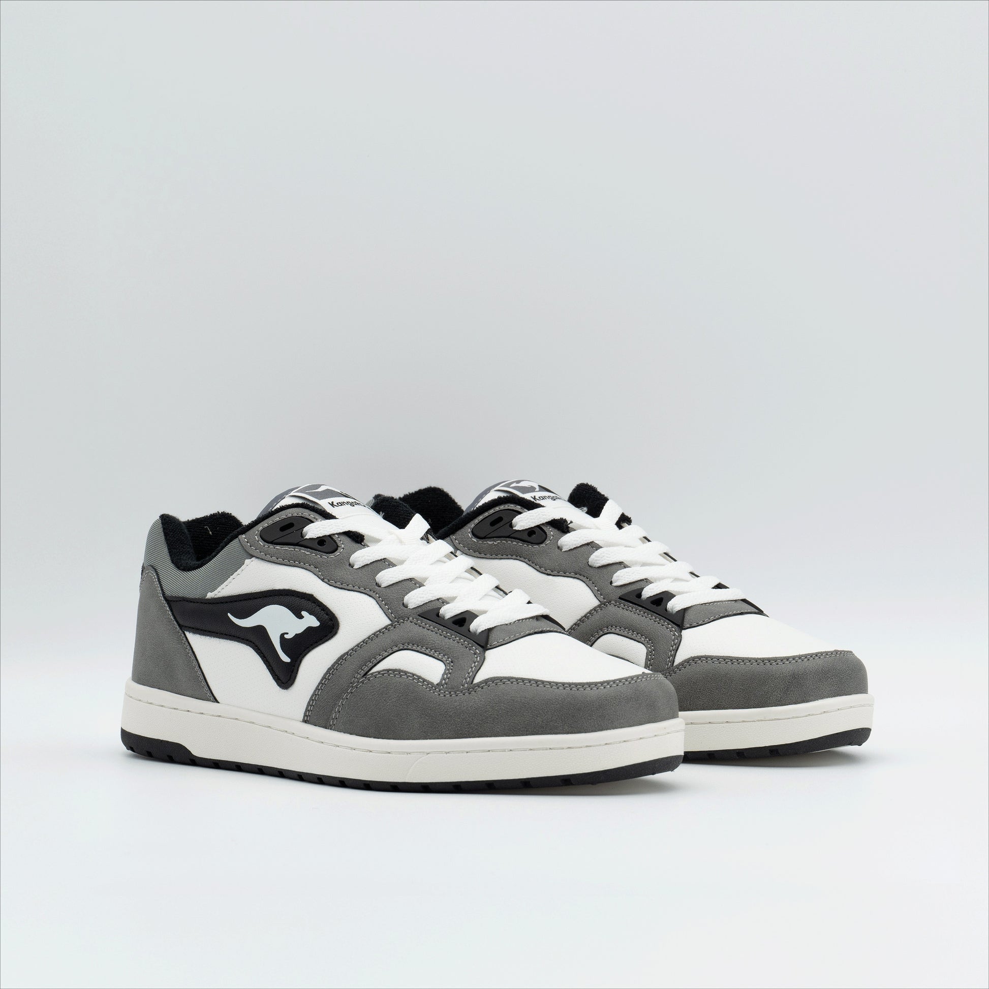 #color_ultimate-grey-jet-black