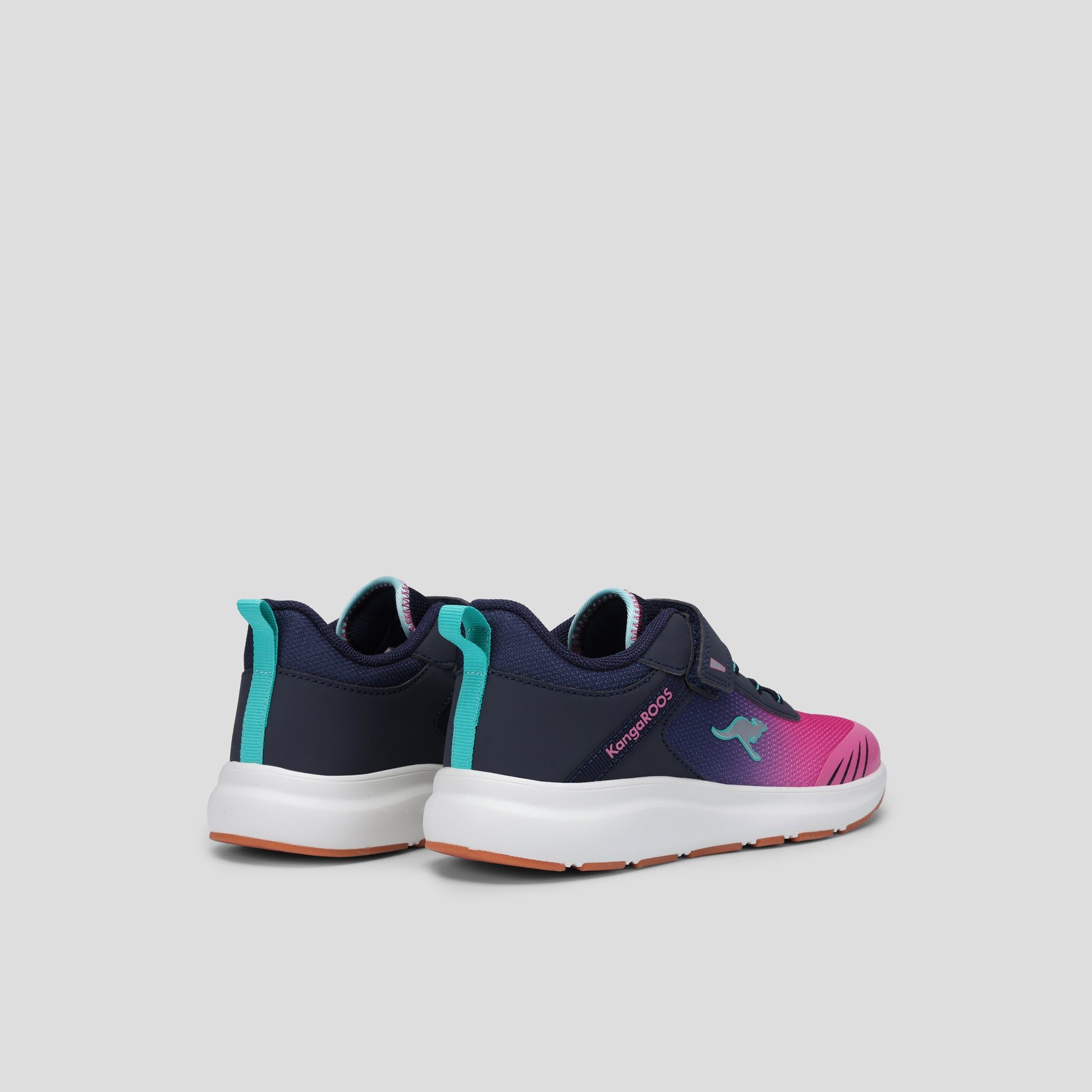 #color_dk-navy-daisy-pink