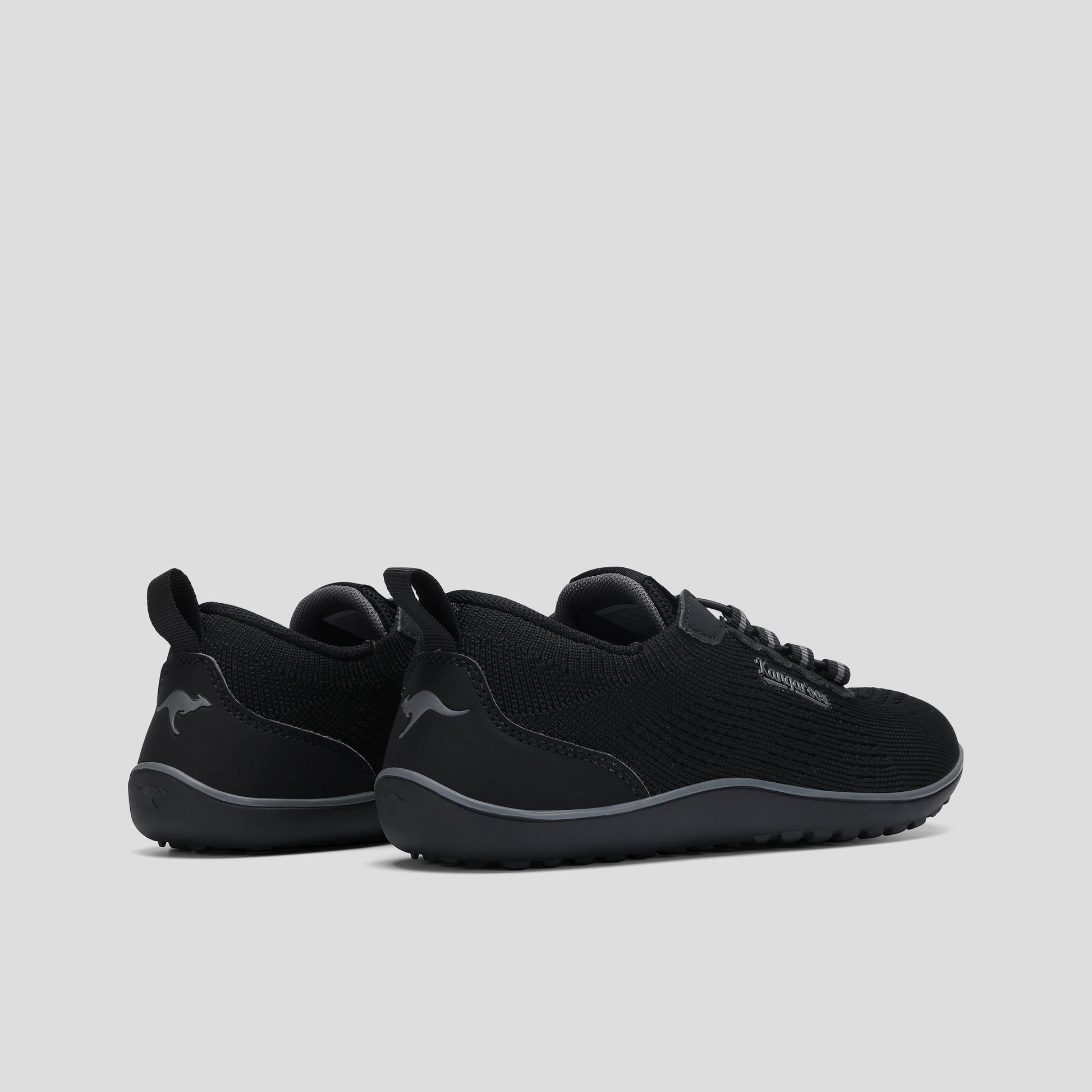 #color_jet-black-mono