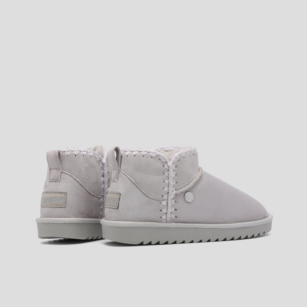 #color_vapor-grey-nimbus-cloud