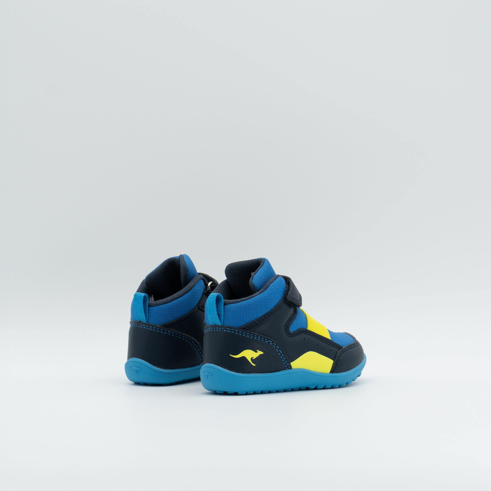 #color_dk-navy-sky