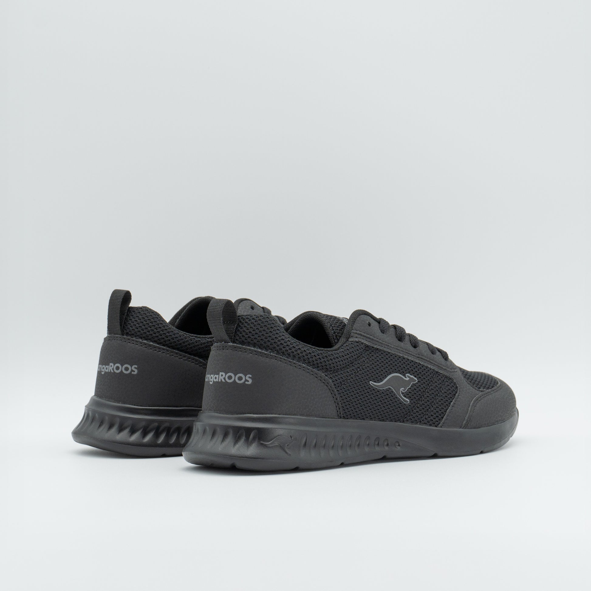 #color_jet-black-mono
